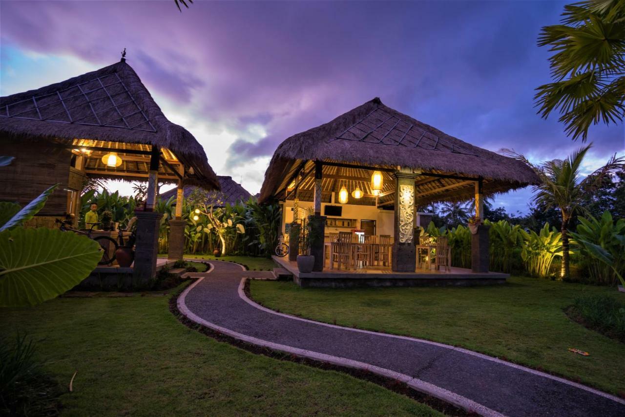 Three Gold Luxury Private Villas Ubud  Exterior photo